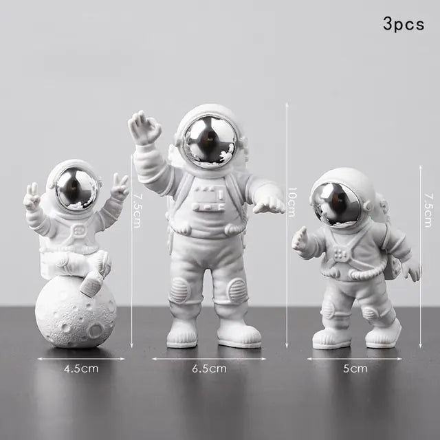 Astronaut & Moon Home Decor